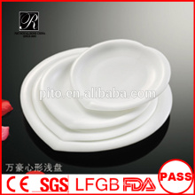 Wholesale hot selling heart shape porcelain dinner plate side plate